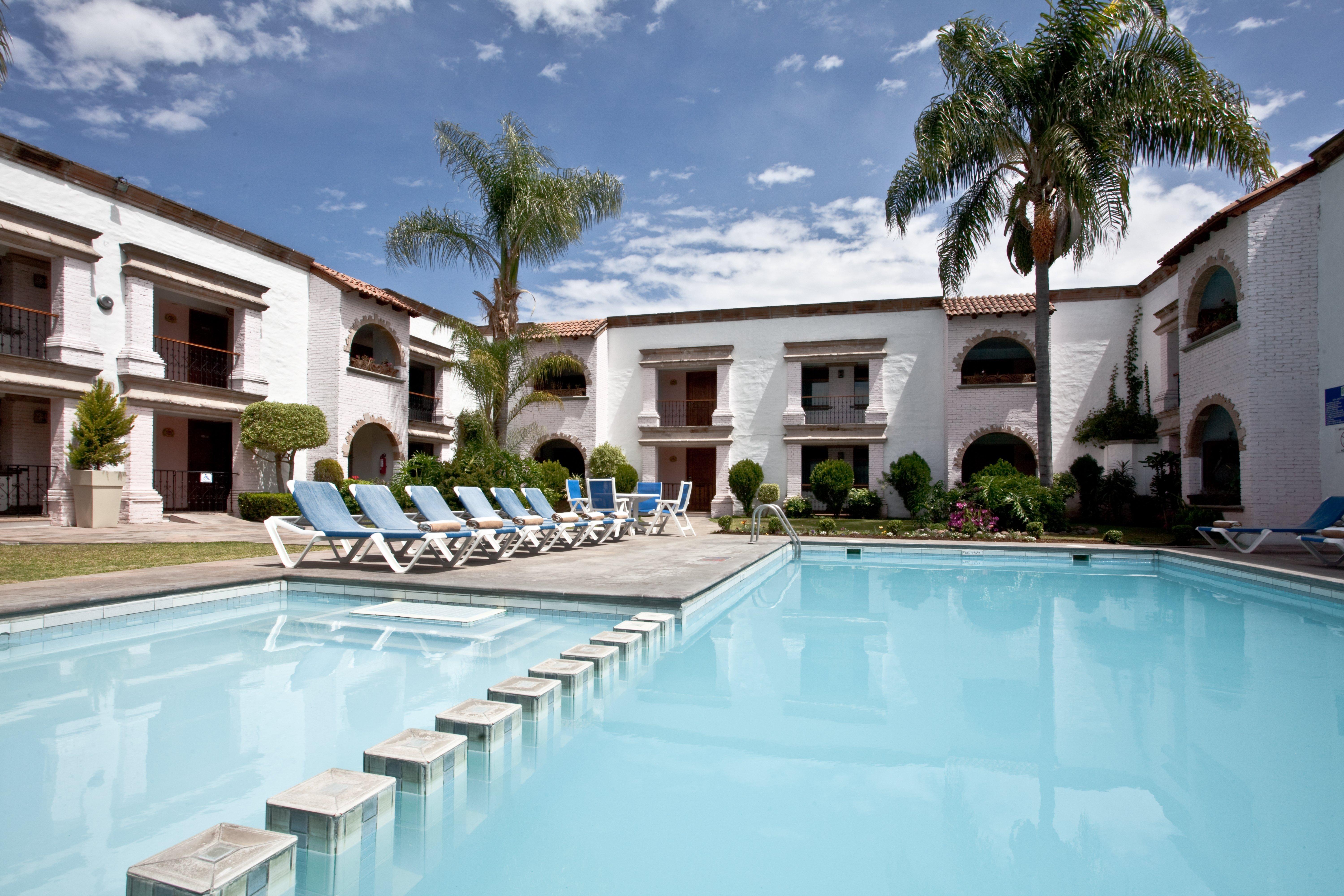 Holiday Inn Express Morelia By Ihg Exterior foto