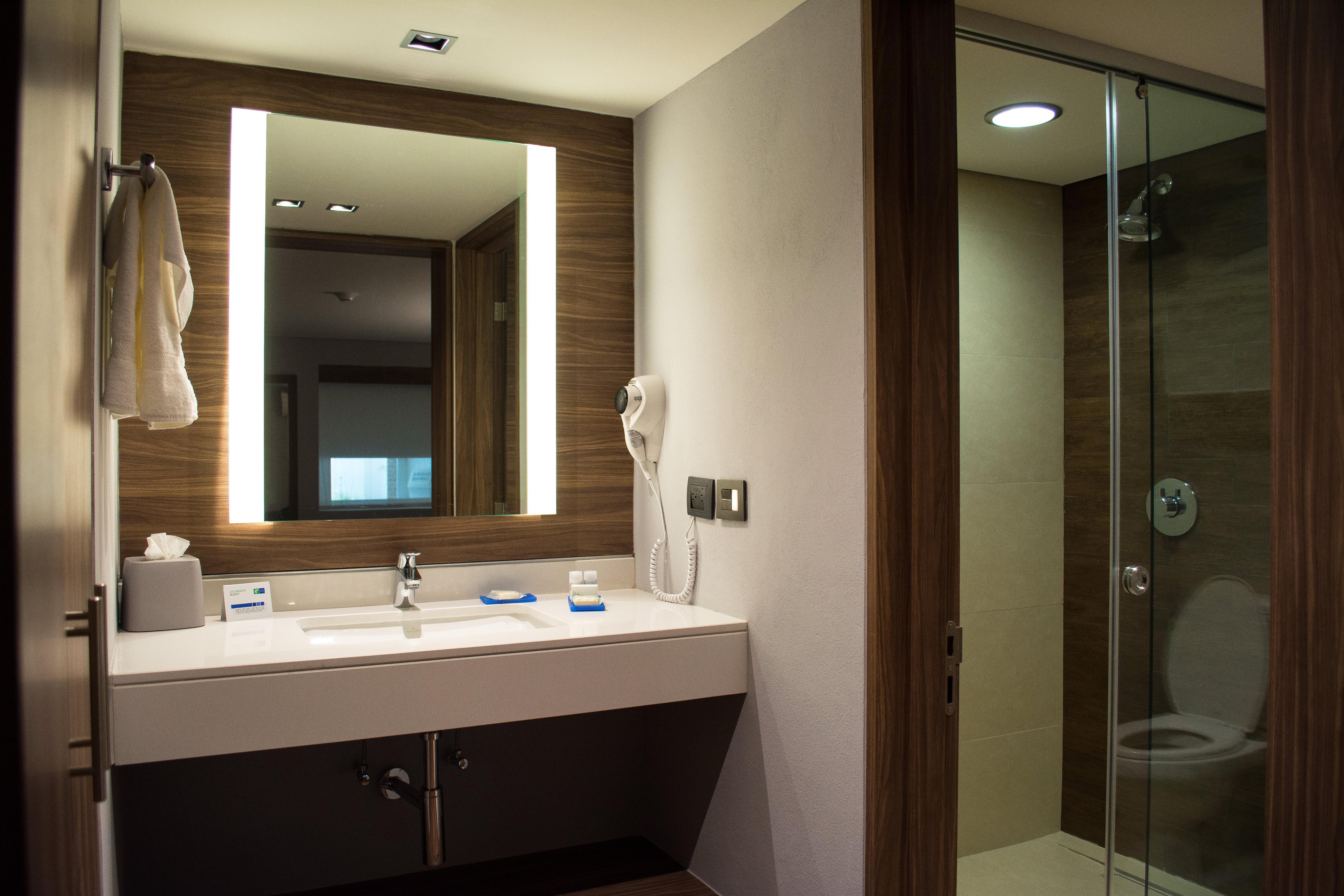 Holiday Inn Express Morelia By Ihg Exterior foto
