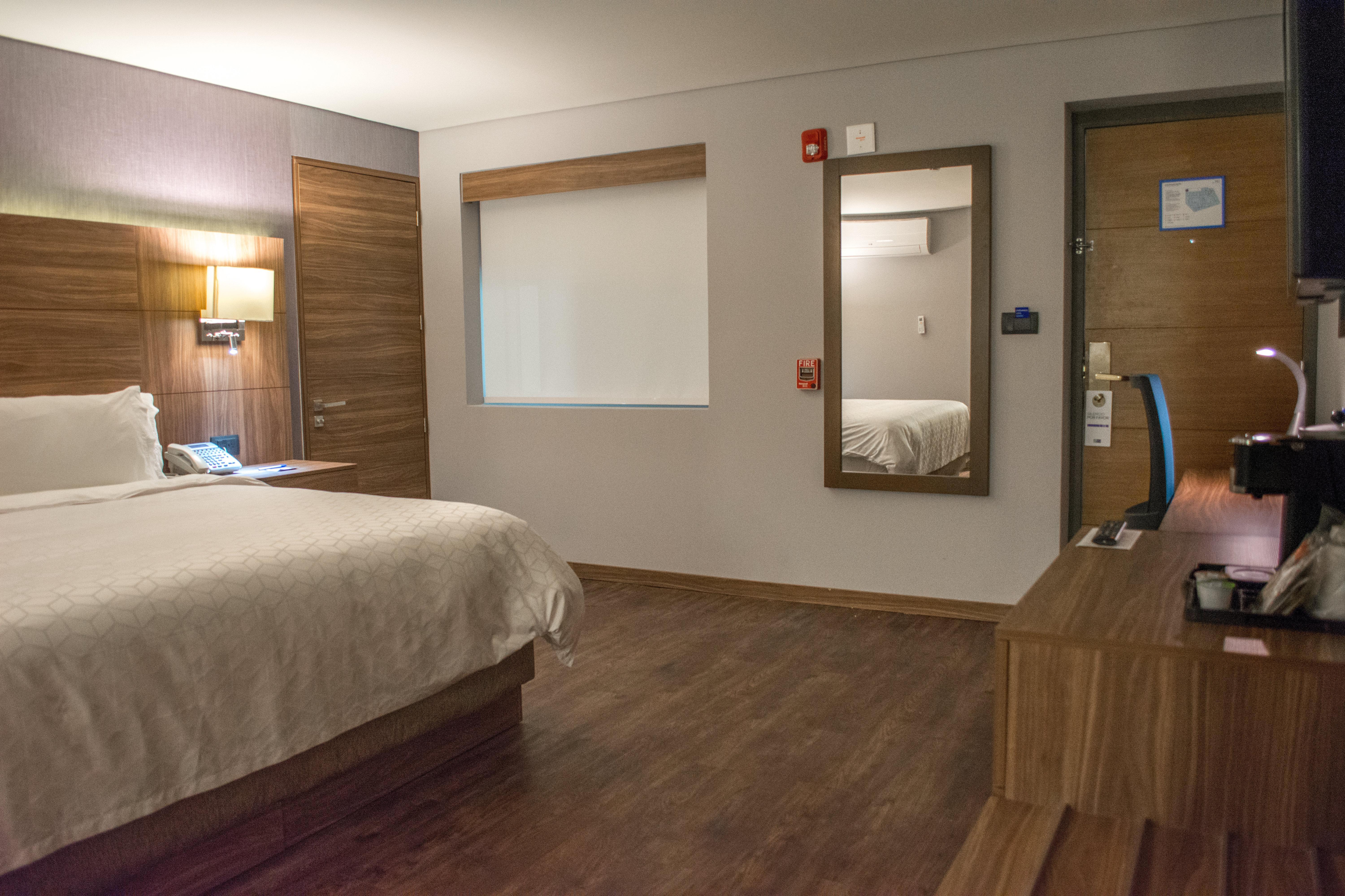 Holiday Inn Express Morelia By Ihg Exterior foto